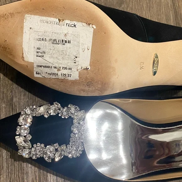Badgley Mischka Black satin pumps - Picture 7 of 7